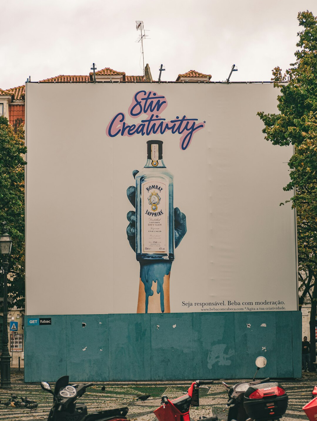 modern advertising campaign